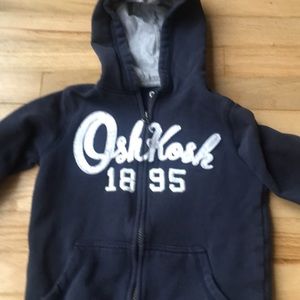 Oshkosh boys sweatshirt size 6
